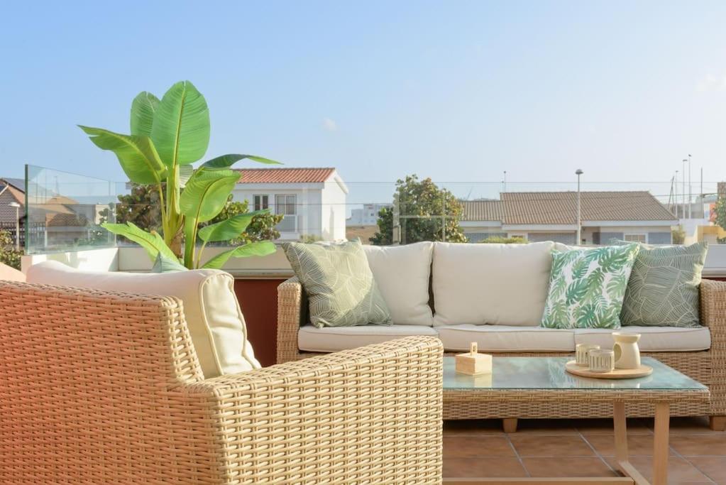 Villa Con Piscina En La Playa La Estrella  Kültér fotó
