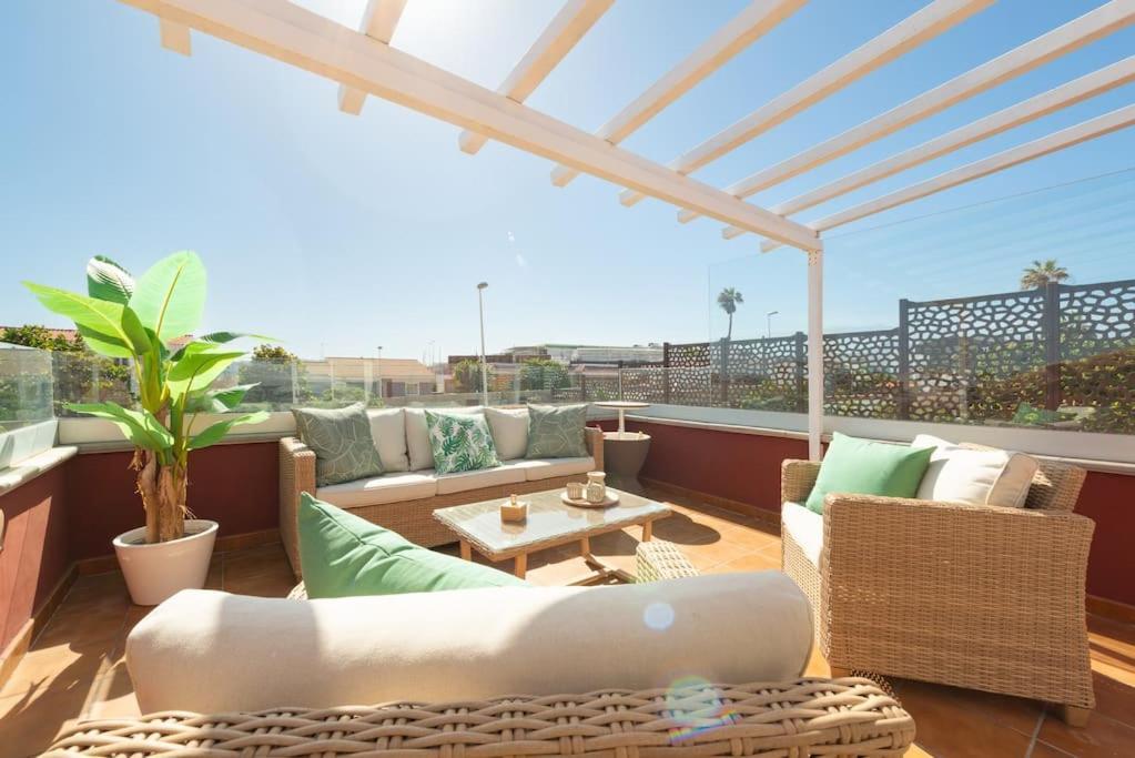Villa Con Piscina En La Playa La Estrella  Kültér fotó